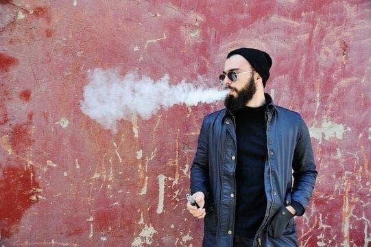 Vape i papierosy elektroniczne opinie użytkowników oraz najnowsze trendy w świecie vape