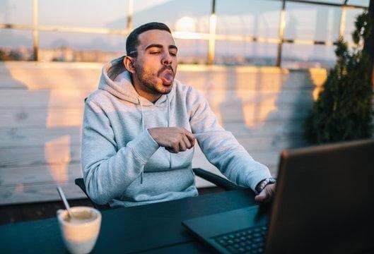 Odkryj E-papierosy z realistycznym Vape Simulatorem dla prawdziwych fanów vapingu