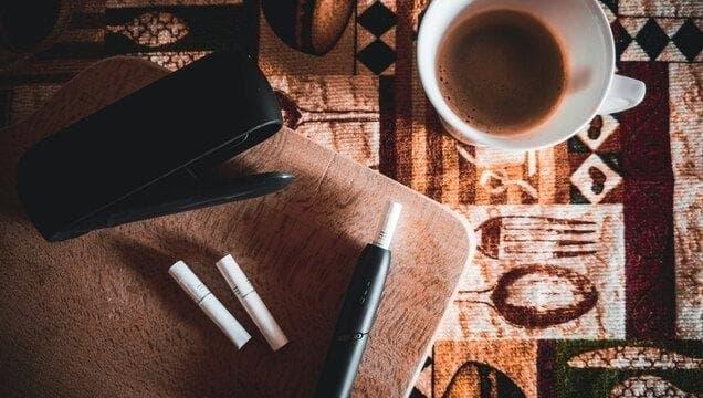 Vape i vape – jak wpływa wymiana akumulatora cena na użytkowanie urządzenia?