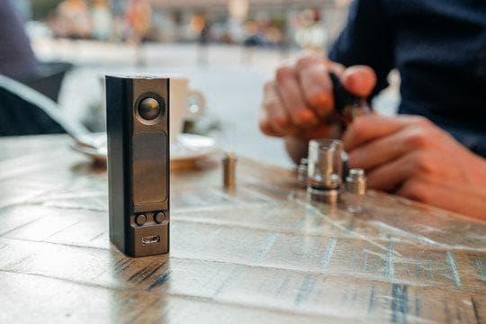 E-smoke i Aegis Kit opinie o e-smoke oraz zalety zestawu Aegis Kit